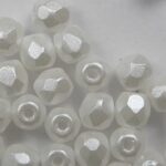 FP-03-02010-25001 Pastel White Pearl facet 3 mm. 50 Pc.-0