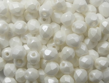 FP-04-29300AL Powdery Pastel White facet 4 mm. 50 Pc.-0 FP-04-29300AL Powdery Pastel White facet 4 mm. 50 Pc.-0