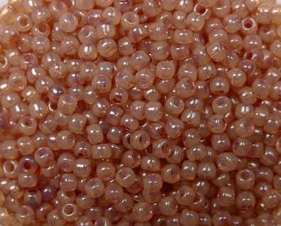 TR-11-YPS0025 HYBRID ColorTrends: Milky Hazelnut-0