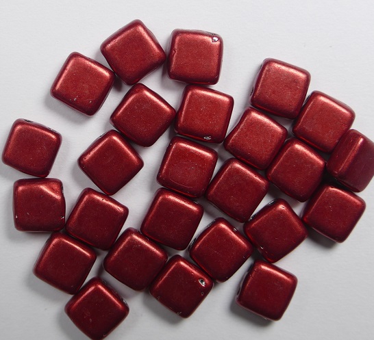 CMT-05A08 CzechMates Tile Bead Color Trends Saturated Metallic Cherry Tomato 25 st.-0