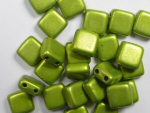 CMT-05A09 CzechMates Tile Bead Color Trends Saturated Metallic Lime Punch 25 st.-0