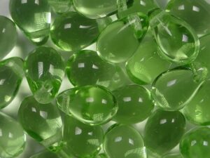 CD-6x9-50500 Light Peridot Czech Glass Drops 40 stuks-0