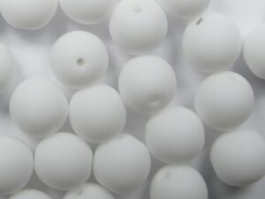 08-R-03000-84110 Mat Chalk White Round 8 mm. 25 Pc.