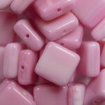 0070432 square bead 9×9 mm opaque pink melee