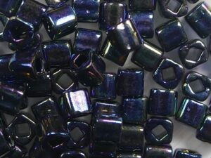 TC-04-0086 Metallic Rainbow Iris 4 mm Toho Cubes - Afbeelding 1