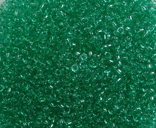 tr-15-0072 toho rocailles transparent dark peridot kleurnummer 72