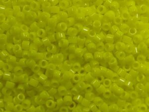 TT-01-0042 Opaque Dandelion TOHO Treasures 11/0
