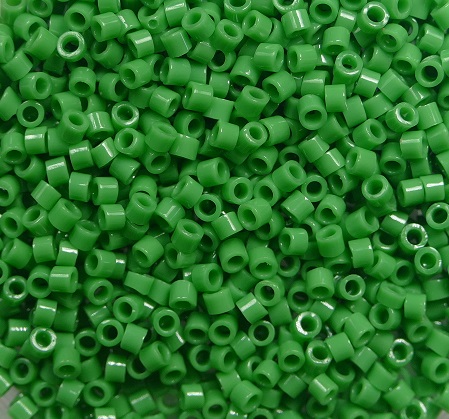 tt-01-0047D toho treasures 11-0 opaque shamrock kleurnummer 47D
