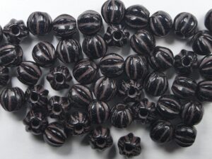 0010492 Black Red/Pink Inlay 6 mm Melon Beads 25 Pc.