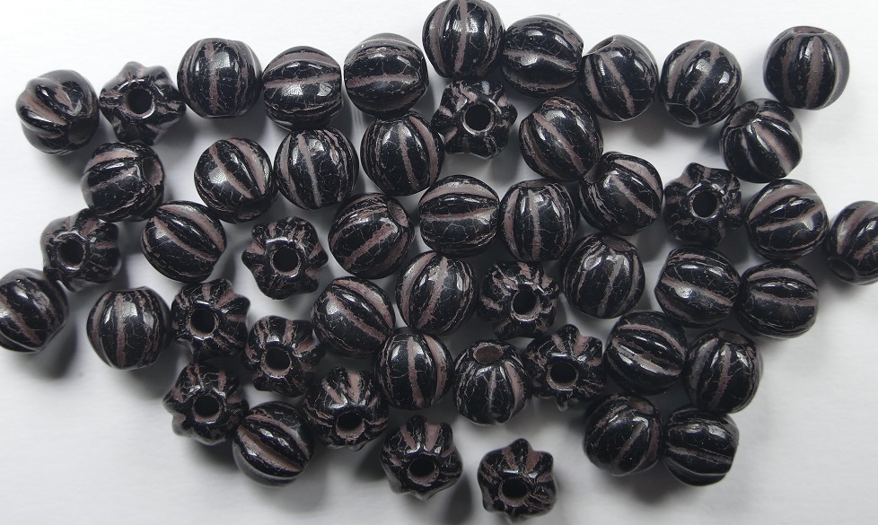 0010492 czech glass melon bead 6 mm black red-pink inlay