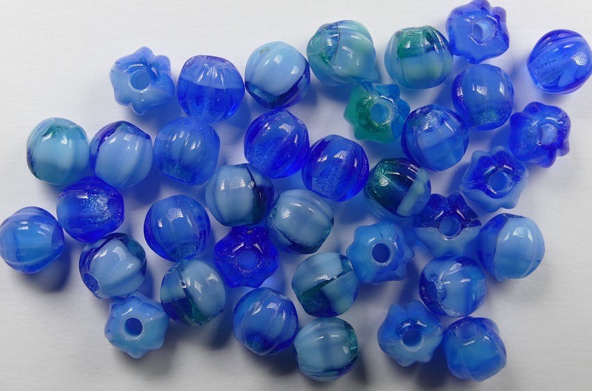 0090411 czech glass melon bead 6 mm mixed blues
