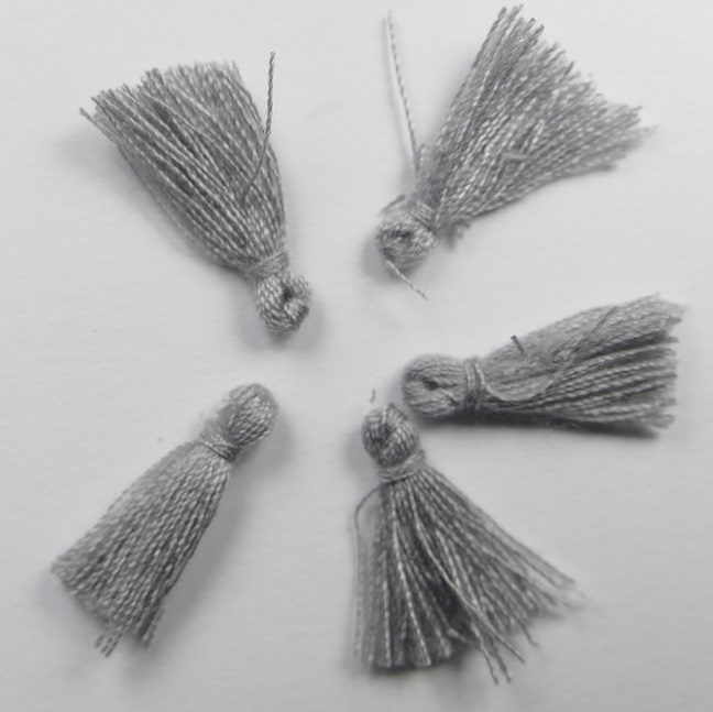TS-GR tassel, kwastje 1,7 cm grijs
