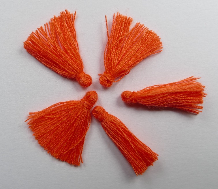 TS-OR tassel, kwastje 1,7 cm oranje