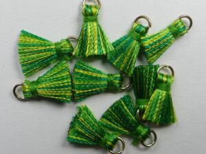TSR-GEGR Mini Tassels, klein katoenen kwastje met ringetje 1 cm Geel/Groen 4 Pc.