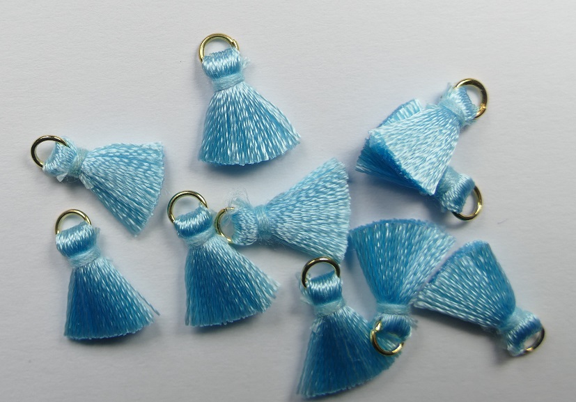 TSR-ZTTU tassel, mini kwastje met ringetje 1 cm Zacht turquoise
