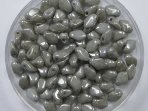GB-03000-14449 Gekko beads, 3x5 mm, Chalk White Grey Luster