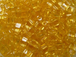 M-HTL-0132 Topaz Miyuki Half Tila Beads 5x2,3 mm