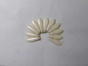 CMD-02010LC 2 hole Daggers, 5x16 mm, Czech Mates, Luster Champagne