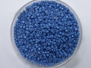 DB-11-2132 Duracoat Opaque Bayberry Miyuki Delica's 11/0 - Afbeelding 1