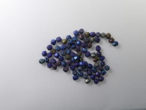 FP1-03-21135JT Matte Iris Blue Czech Glass Facet Firepolish 3mm 50 stuks - Afbeelding 1