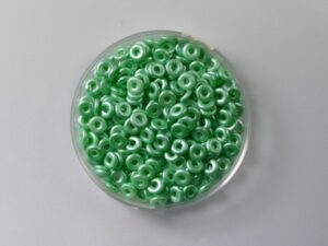 O-02010-25025 Alabaster Pastel Light Green O bead ® 5 gram.