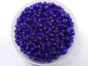 M-8-1427 Silver Lined Dyed Dark Violet 10 gram