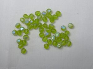 FP1-04-50230MX Matte Olivine AB Czech Glass Facet Firepolish 4mm 50 stuks