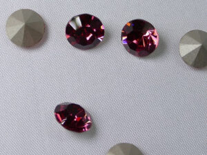 PrC-39-INPI Maxima Chaton, ss39, Preciosa, Indian Pink