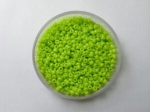 M-11-0416 Opaque Chartreuse 10 gram - Afbeelding 1