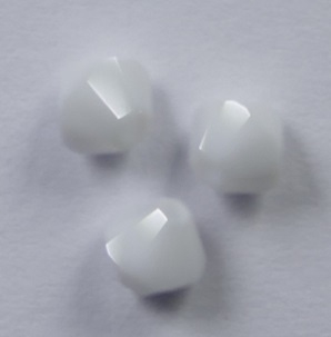 SW-04-CHWH 4 mm Chalk White Swarovski Element Bicones