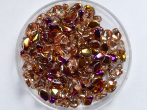 GB-00030-29500 Gekko beads, 3x5 mm, Crystal Sliperit