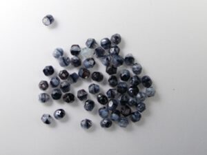 FP1-04-26607 Blue/Green w/Black Swirl Czech Glass Facet Firepolish 4mm 50 stuks