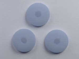 Pol-hr10-16 10 mm Polaris halfronde kraal, zacht blauw - Afbeelding 1