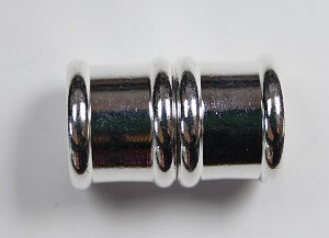 Magnetische 'bamboe'sluiting, 18x10mm, Zilverkleurig