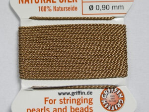 Parelzijde, maat 10, Beige