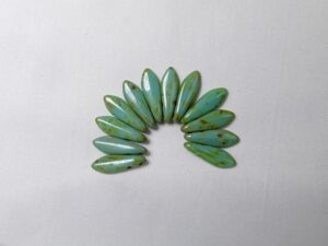 CMD-63130T 2 hole Daggers, 5x16 mm, Czech Mates, Opaque Turquoise Picasso - Afbeelding 1