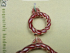 TGL-01-GT/WH Toggle Clasp, kapittelsluiting, 1 streng , glas, garnet/white swirl
