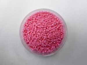 DB-11-2117 Duracoat Opaque Dyed Carnation Miyuki Delica's 11/0 - Afbeelding 1