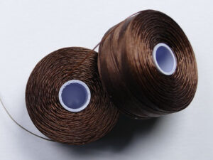 S-lon D, Brown