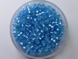 M-8-0018F Matte Silver Lined Aqua 10 gram
