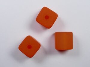 Pol-kub08-03 8 mm Polaris kubus kraal, oranje