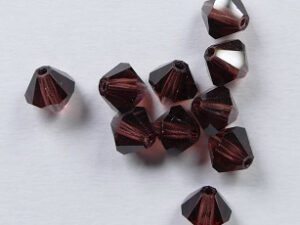 PrBic-06-BUR Burgundy Preciosa Bicones 6 mm 10 stuks
