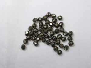 FP1-04-18549CR Coated Metallic Antique Platinum Czech Glass Facet Firepolish 4mm