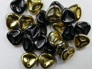 Rose Petals, 8x7 mm, Jet Amber