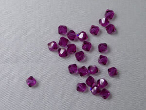 PrBic-04-FU Fuchsia bicones 4 mm 25 stuks
