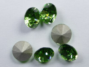 Maxima Chaton, ss34, Preciosa, Peridot - Afbeelding 1