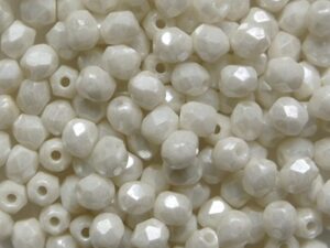 FP1-03-02010L White Alabaster Luster Czech Glass Facet Firepolish 3 mm 50 stuks