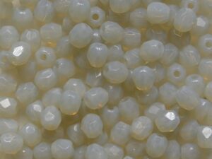 FP1-03-41000 Opal Grey Czech Glass Facet Firepolish 3 mm 50 stuks