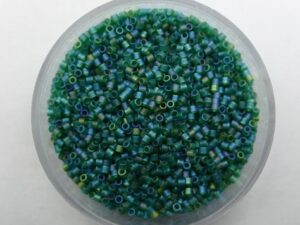 DBS-15-0859 Matte Emerald AB Miyuki Delica's 15/0 - Afbeelding 1