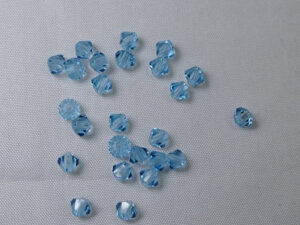 PrBic-04-AQBO Aqua Bohemica Preciosa Bicones 4 mm 25 stuks - Afbeelding 1